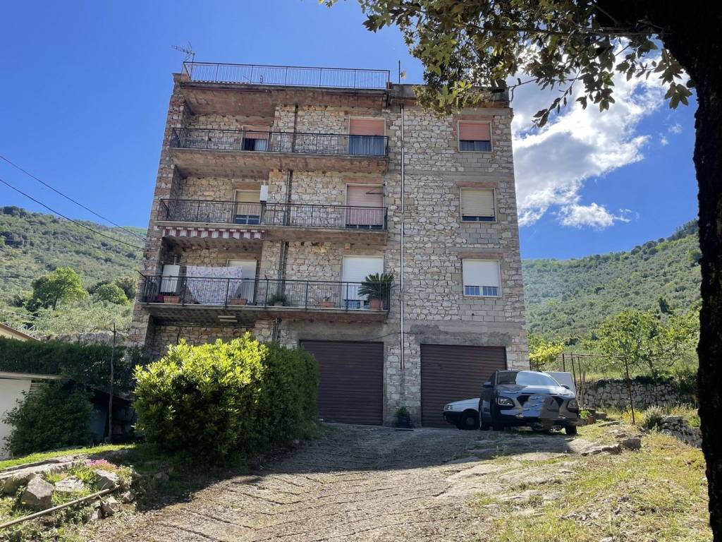 Appartamento via Roma, Vallecorsa