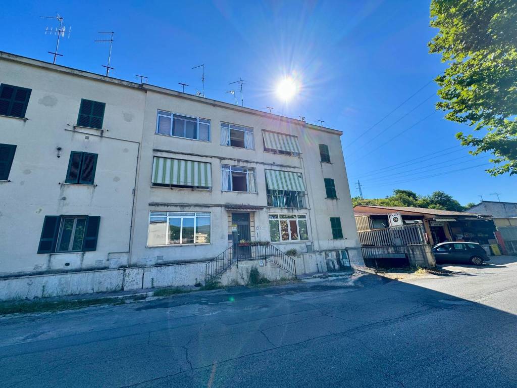 Trilocale via San Francesco d'Assisi, Centro, Ceccano
